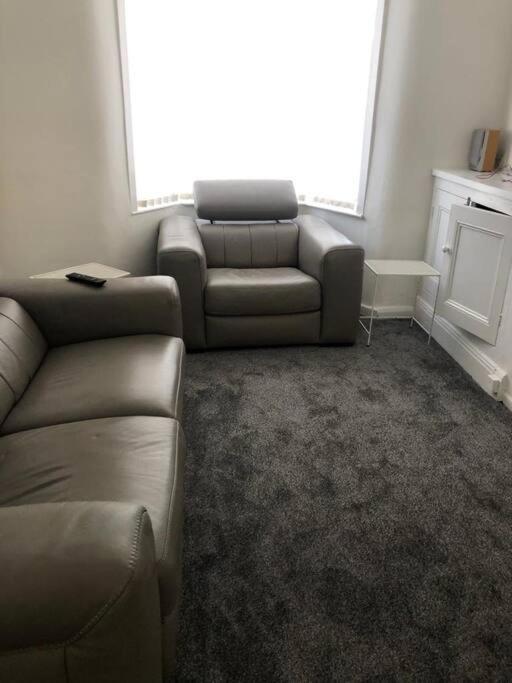 Modern 2 Bed Sleep 5 Close To Anfield Stadium Villa Liverpool Buitenkant foto